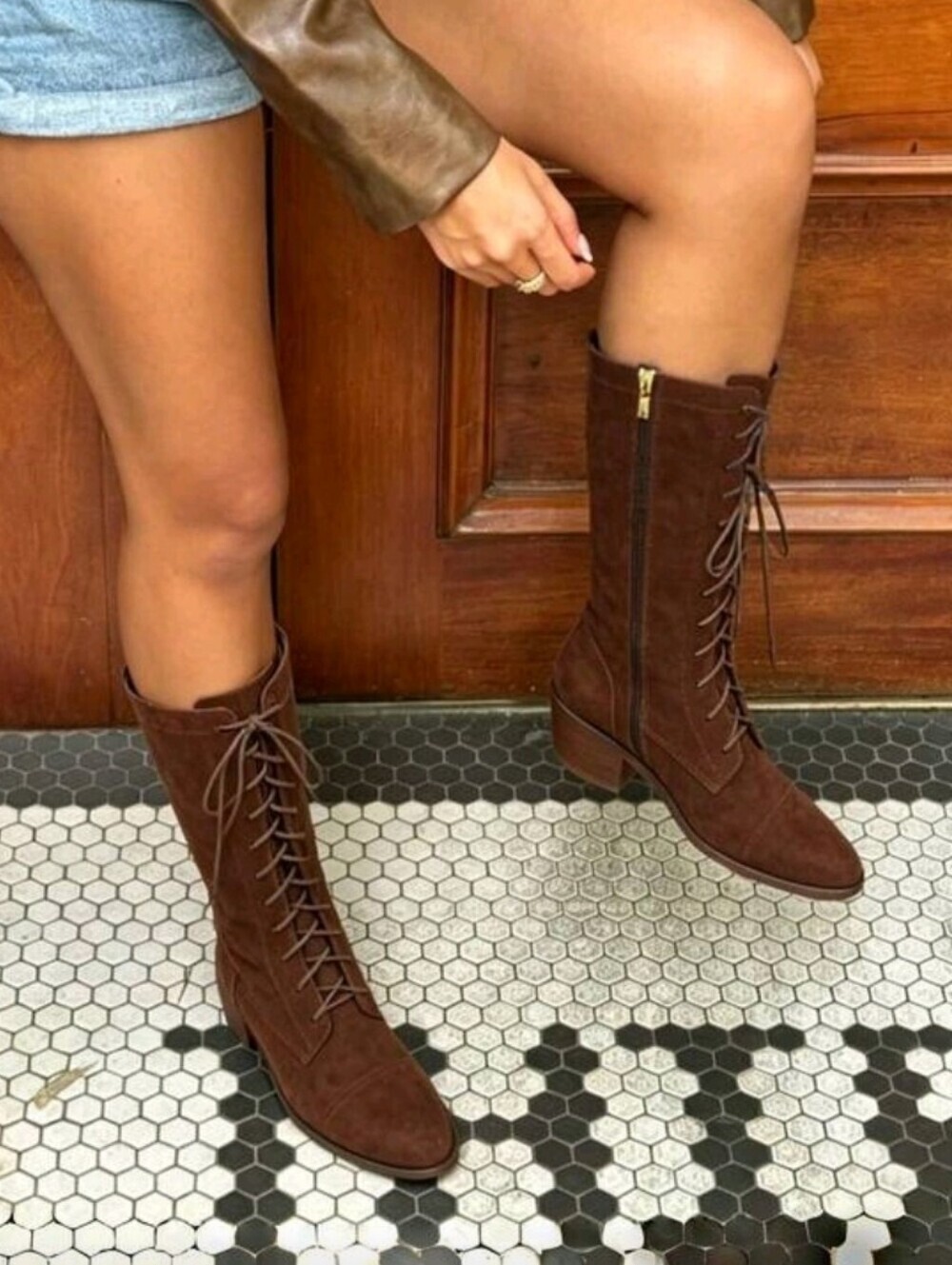 Women's Easter Leather Brown Mid Calf Boots Lace Up Chunky Heel Vintage Combat H - Picture 3 of 7